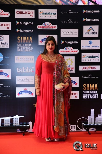 Celebs-at-SIIMA-2016